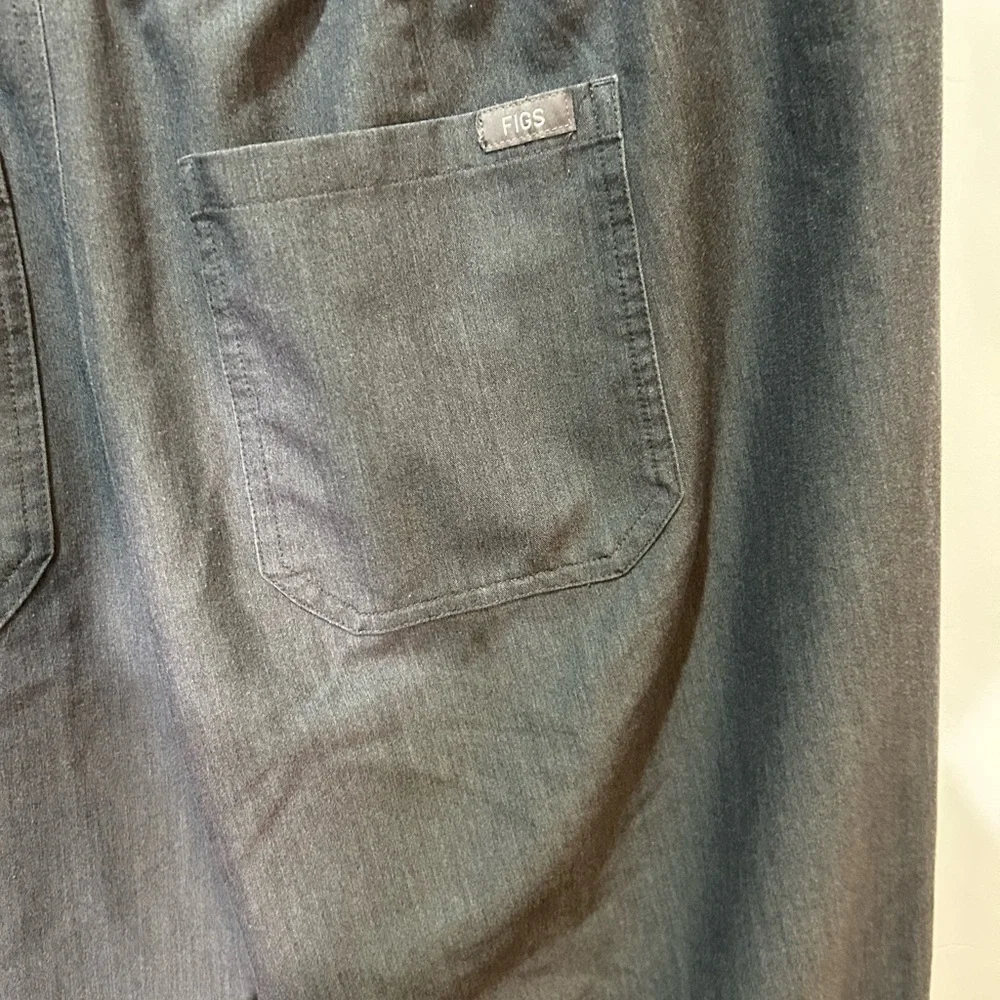 Figs Technical Collection Gray with Teal Drawstrings XL